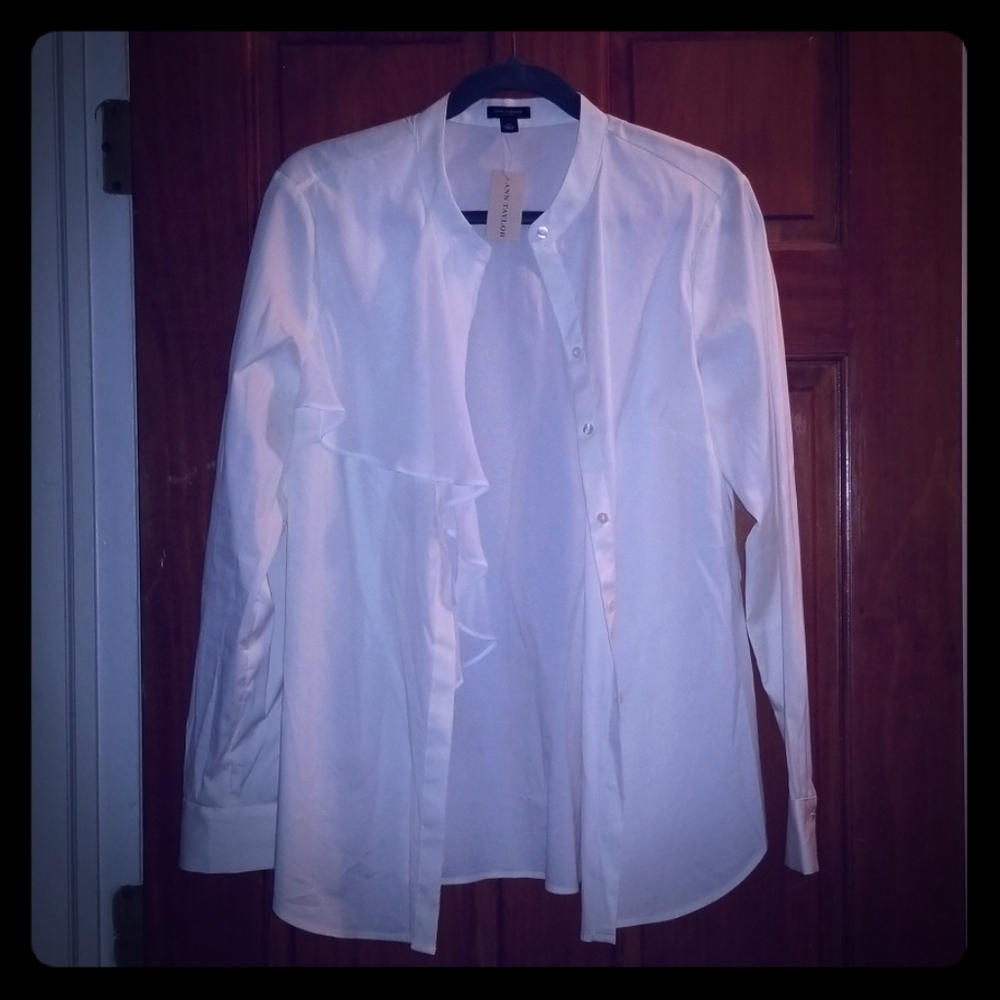 Anne Taylor button down shirt